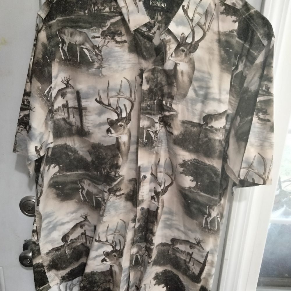Redhead Men's Deer Pattern Shirt. Great Graphics.
